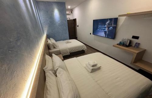Bintulu Hotel | Red's Hotel