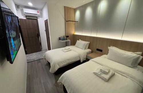 Bintulu Hotel | Red's Hotel