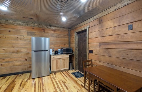 Norfork Apartment | Red's Landing ~ #4 at the Breezeway