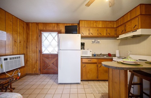 Broken Bow Cabin | Redbud Rest - 1 Bedroom Cabin at The Whip Poor Will Resort