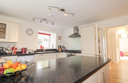Nairn Cottage | REDBURN STEADING, pet friendly, country holiday cottage in Nairn