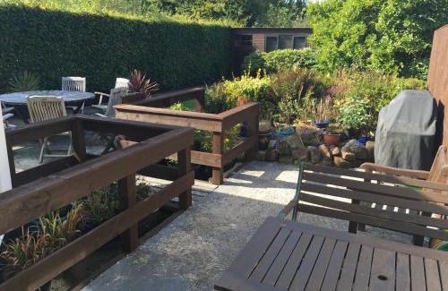 Allostock Apartment | Redcot holiday bungalow