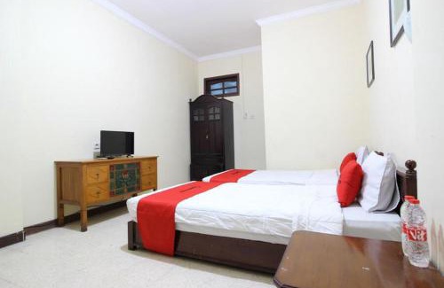 Yogyakarta House | RedDoorz @ Mantrijeron 2