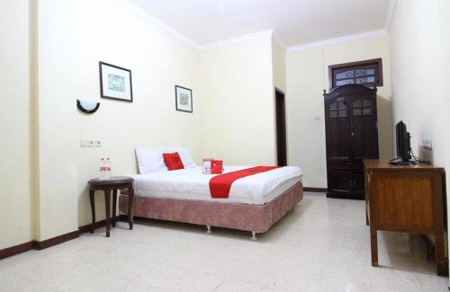 Yogyakarta House | RedDoorz @ Mantrijeron 2