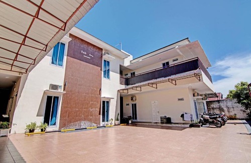 Pekanbaru Hotel | RedDoorz syariah near Universitas Islam Riau