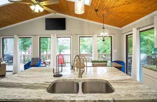Macon House | Redemption Retreat at Lake Gaston