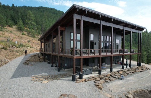 Post Falls House | Redemption Rock Bearstand - Modern Rustic Mountain Home - Post Falls, Idaho