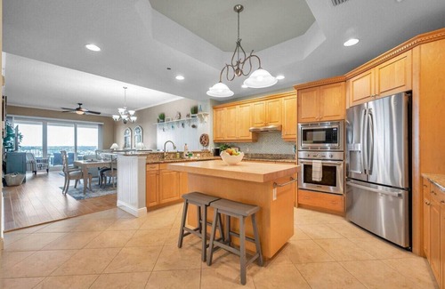 Redington Shores Condo | Redington Yacht & Tennis Club #604