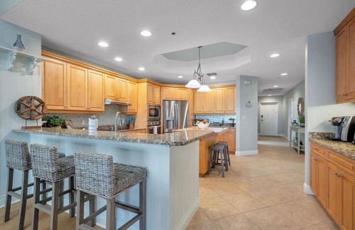 Redington Shores Condo | Redington Yacht & Tennis Club #604