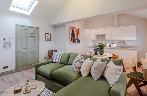 Bristol Apartment | Redland Place | Three (2 Bed)