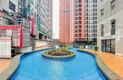 Bekasi Timur Hotel | RedLiving Apartemen Transpark Juanda - F88 Tower Jade