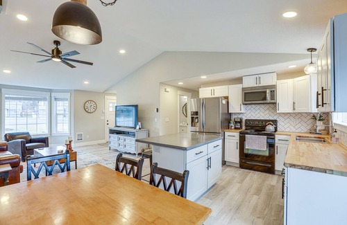 Redmond House | Redmond Vacation Rental w/ Private Yard & Fire Pit