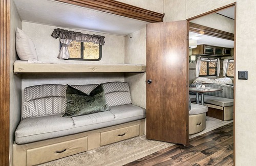 Burnsville House | Redstone Camper