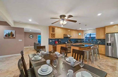 Orange House | *Reduced Pricing* Spacious Disney Vacation w/Game Room