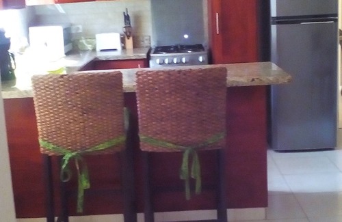 Halcyon Heights Apartment | REDUCED RATE: Modern,Spacious,Unbeatable Location, close to amenities,SUPER HOST