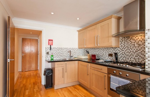 Waterloo House | *Reduced Rates* Terrace Apartment | apx. 10 Mins from London Eye, Zone 1