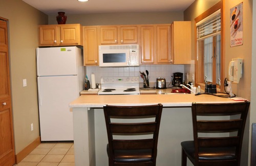 Boyne Falls Condo | Reduced Sept 12-14- Boyne Mountain - 6 beds -near Petoskey & Charlevoix