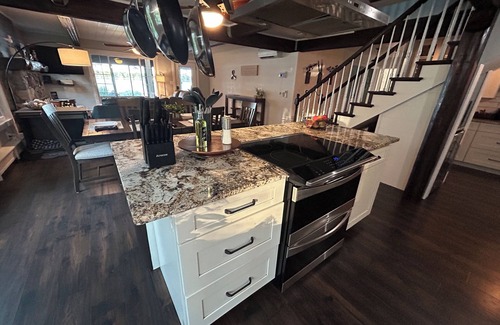 Oscoda House | Redwood Retreat Lake House, Discover Tranquility: Redwood Retreat by the Lake - Your Perfect Oscoda .