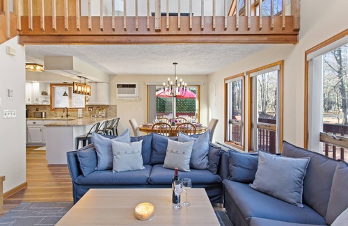 Albrightsville Ski Chalet | Redwoods Chalet in the Poconos