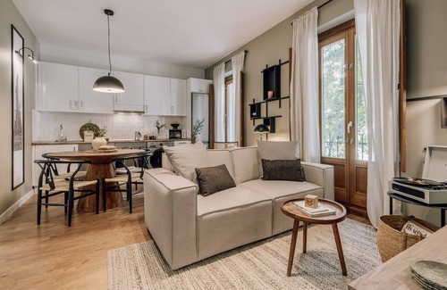 Chamberi Apartment | Reed - 3 bedrooms in Chamberí