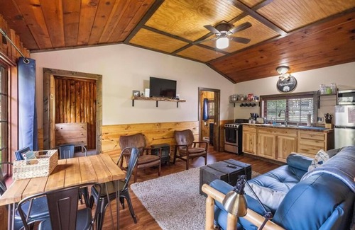 Indian River Cabin | Reed's on the River Cabin 7