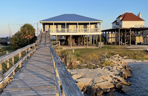 Lake Catherine House | REEL LUCKY Lakefront Home- lake St Catherine- Rigolets