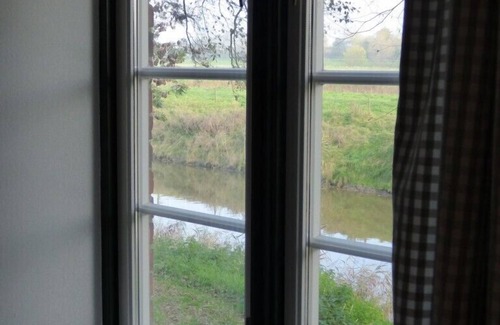 Wasserkoog House | Reetdach-appartement "wasserkoog 22" in Tetenbüll für 2 Personen