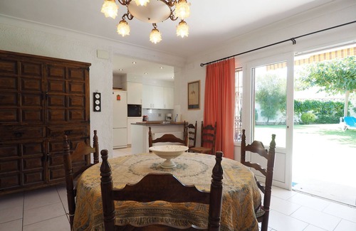 L'Escala House | Ref. VILLA BARCELONA: Beautiful house with 5 bedrooms and private pool.
