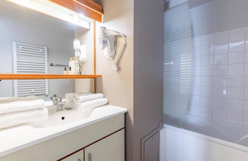 Roubaix Apartment | Refait A Neuf