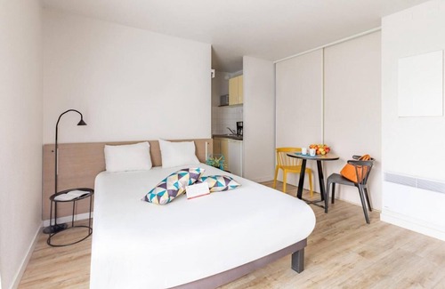 Roubaix Apartment | Refait A Neuf
