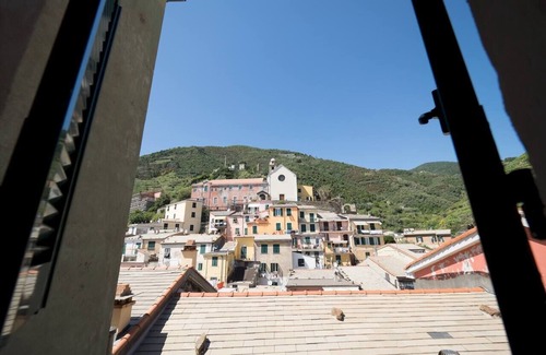 Vernazza Apartment | Refilea Sea View Tower with Views