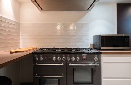 Les Halles Apartment | Refined Lines,Rare Volume – 290m² rare Loft Streamlined Luxury in Historic Paris