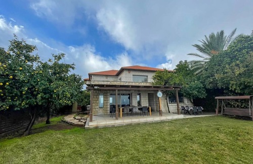 Poriya Illit Villa | Refined Villa With Sea Of Galilee Vistas