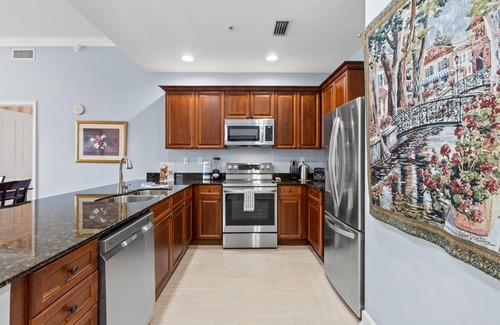 Upper Grand Lagoon Condo | Reflections 109 - Bayfront, Beach, Huge Pool - PGA Championship Golf Course