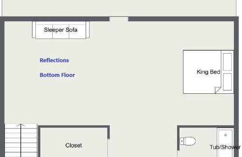Sevierville House | Reflections, Hot Tub, Pool, WIFI, 685 FREE tickets each paid day!