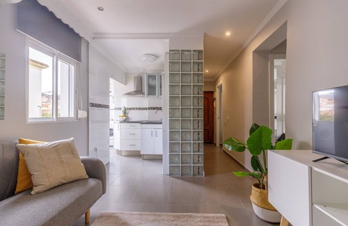 Ciudad Jardin Apartment | Reformado, 1 Dormitorio, Wifi, Vestidor, Centro