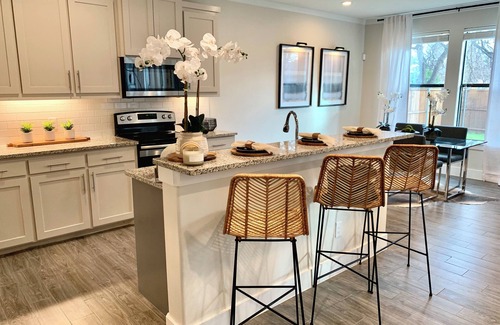 West Dallas House | Refreshing Dallas home in a central location