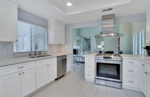 La Quinta House | Refreshing Desert Escape near LQ Resort