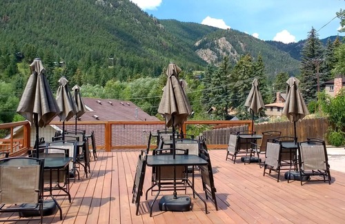 Green Mountain Falls Apartment | Refurbished Historic Green Mountain Falls Lodge