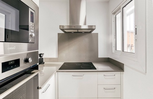 Begur House | Refurbished Holiday Home "Casa en Begur" with Garden & Wi-Fi