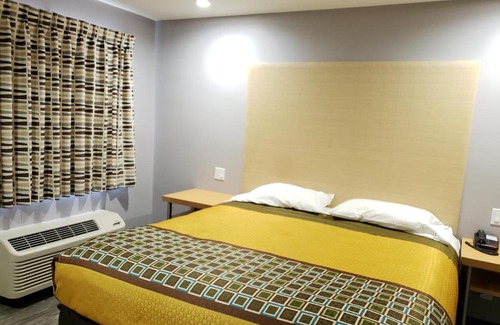 Los Angeles Hotel | Regal Inn