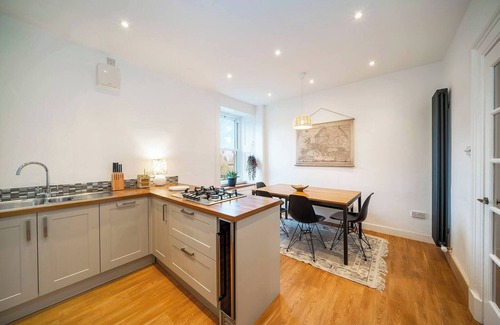Broughty Ferry Apartment | Regal Residence - A Trendsetter's Apartment