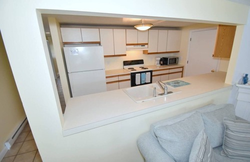 Narragansett House | Regal Shores Retreat - Downstairs