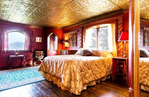 Bolton Landing House | Regal Suite Rental in Breathtaking Castle near Lake George, Upstate New York