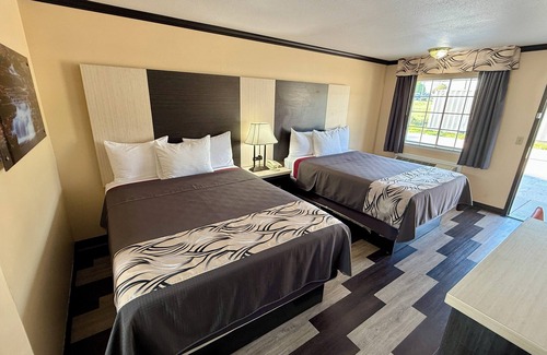 Fayetteville Hotel | Regency 7 Motel