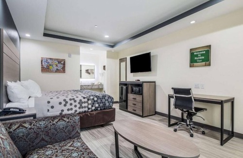 Humble Hotel | REGENCY INN AND SUITES