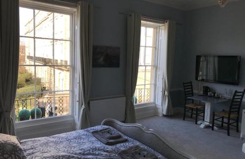 Cheltenham House | Regency Rooms Guesthouse