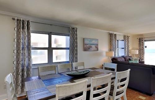Pensacola Beach Apartment | Regency Towers #801 West