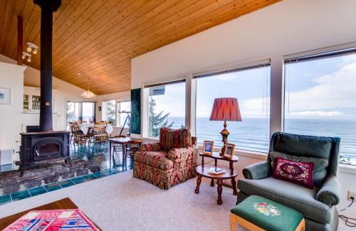 Oceanside House | Regent Street Retreat