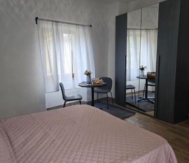 Isola House | Regina Margherita affittacamere